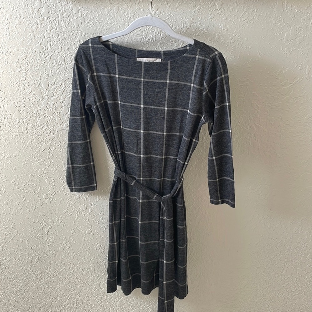 Ann Taylor Loft Long Sleeve Dress - great for work / business casual!